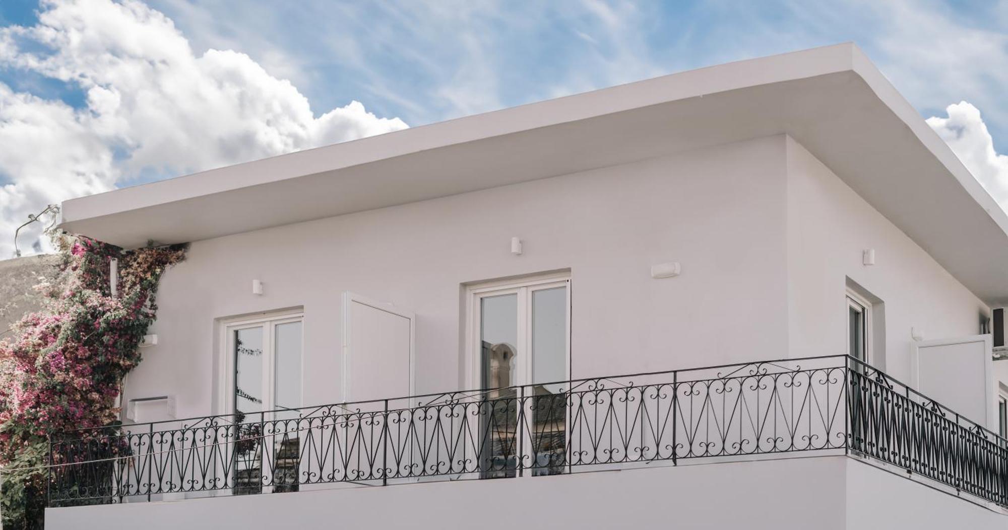 Sea Sailing Apartments Контокали Екстериор снимка